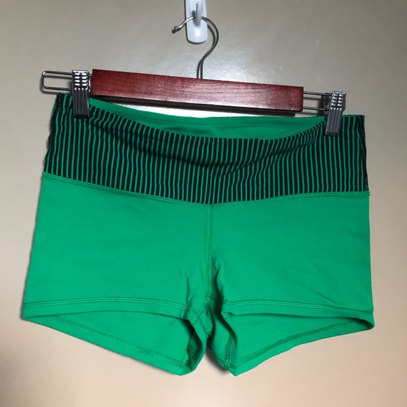 Lululemon Boogie shorts, size 6 - Picture 1 of 2